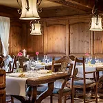 Romantik Astenkrone Отель 4*