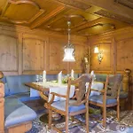 Отель Romantik Astenkrone 4*