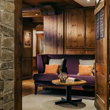 Hotel Romantik Astenkrone