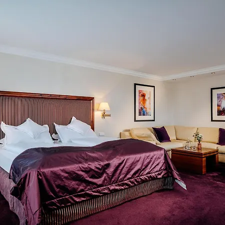 Romantik Astenkrone 4* ヴィンターベルク