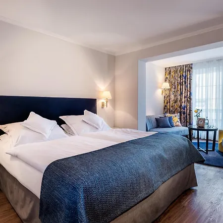 ホテル Romantik Astenkrone 4*