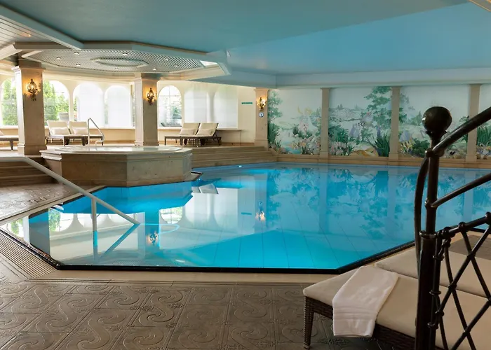 فندق Romantik Astenkrone 4*