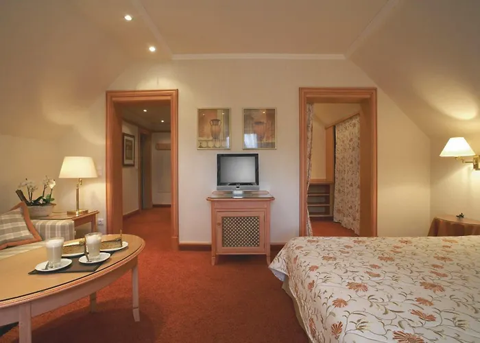 Romantik Astenkrone فندق