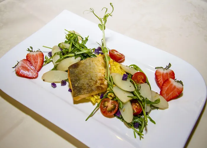 Romantik Astenkrone מלון 4*