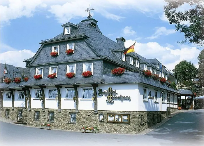 فندق Romantik Astenkrone 4*